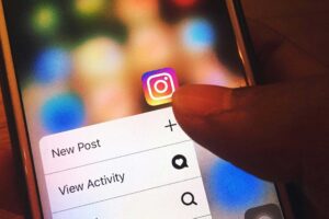 Leia mais sobre o artigo Como utilizar depoimentos de clientes no Instagram para impulsionar seu negócio
