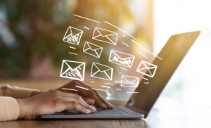 Leia mais sobre o artigo Como pedir depoimentos eficazes usando sua newsletter